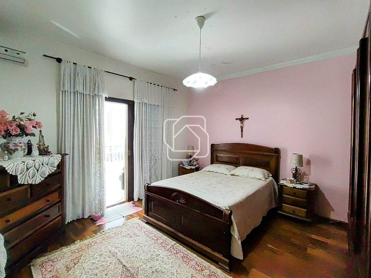 Casa de Condomínio à venda em Itu - SP - Portal da Vila Rica : Suíte
