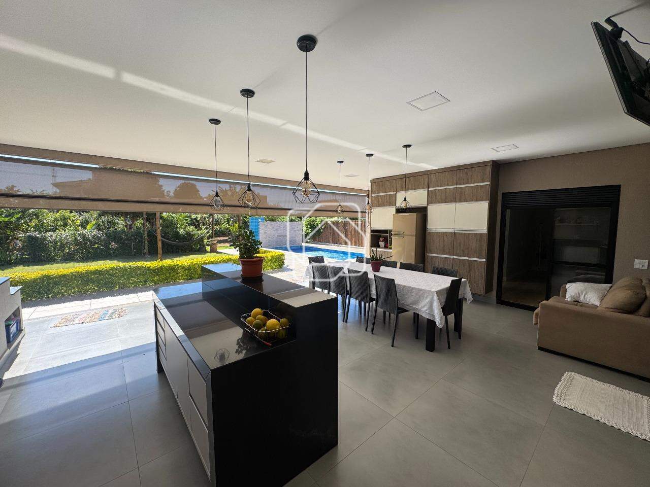 Casa de Condomínio à venda em Salto - SP - Residencial Primavera: