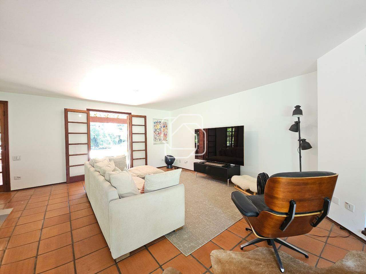 Casa de Condomínio à venda em Indaiatuba - SP - Helvetia Country: Sala de TV