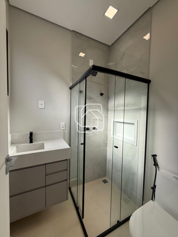 Casa de Condomínio à venda em Indaiatuba - SP - Residencial London Park: Banheiro