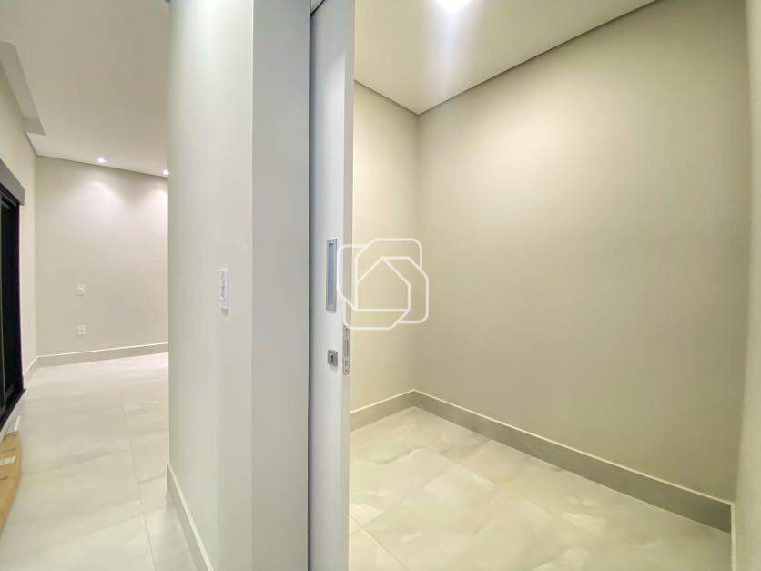 Casa de Condomínio para aluguel em Indaiatuba - SP - Jardins Di Roma: Dormitório