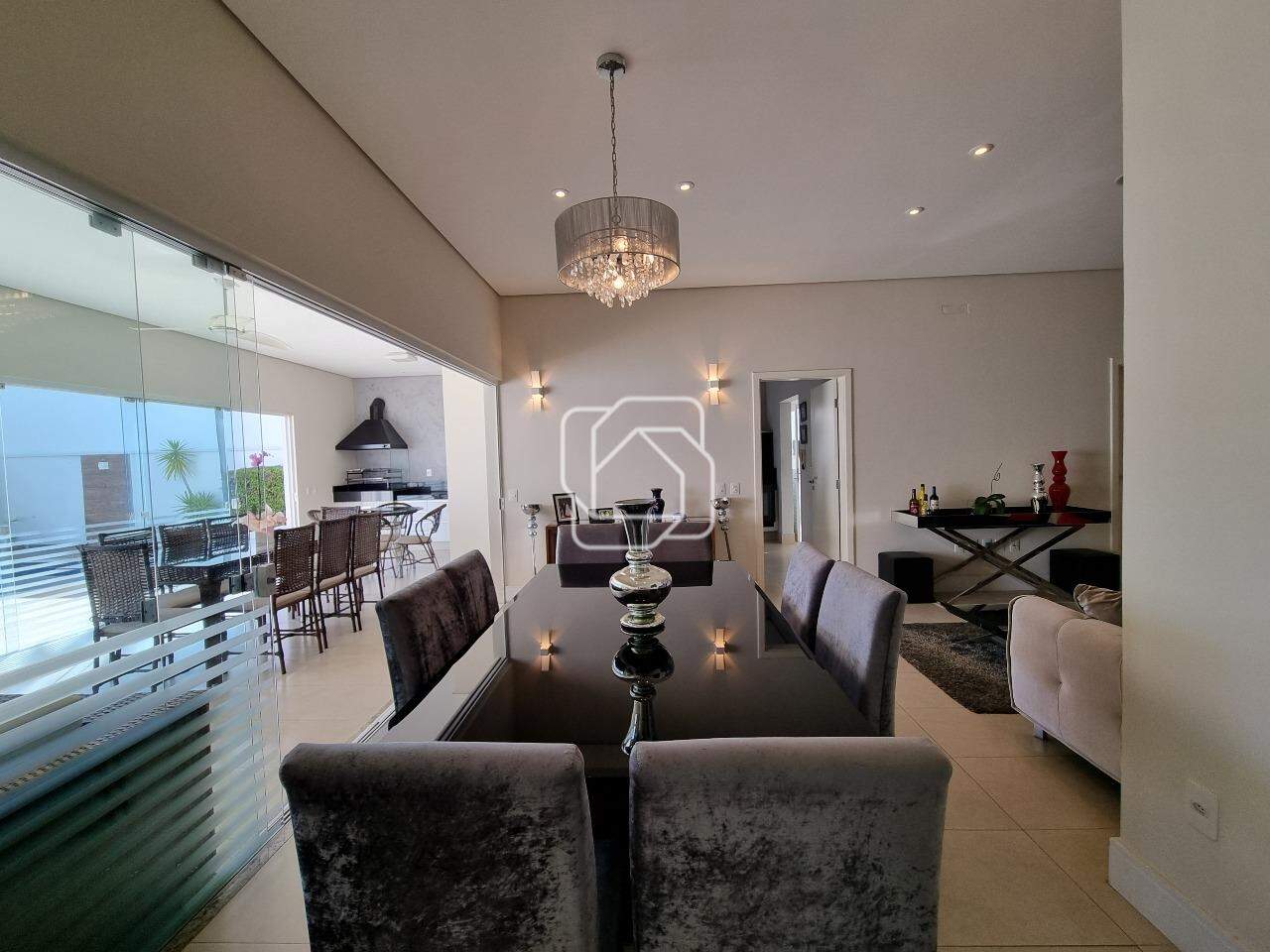 Casa de Condomínio para aluguel em Indaiatuba - SP - Residencial Beira da Mata: Sala de jantar