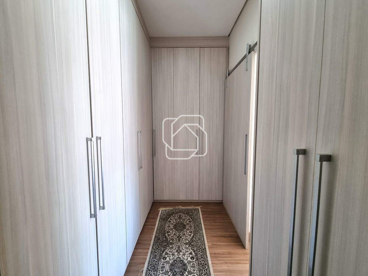 Casa de Condomínio para aluguel em Indaiatuba - SP - Residencial Beira da Mata: Closet