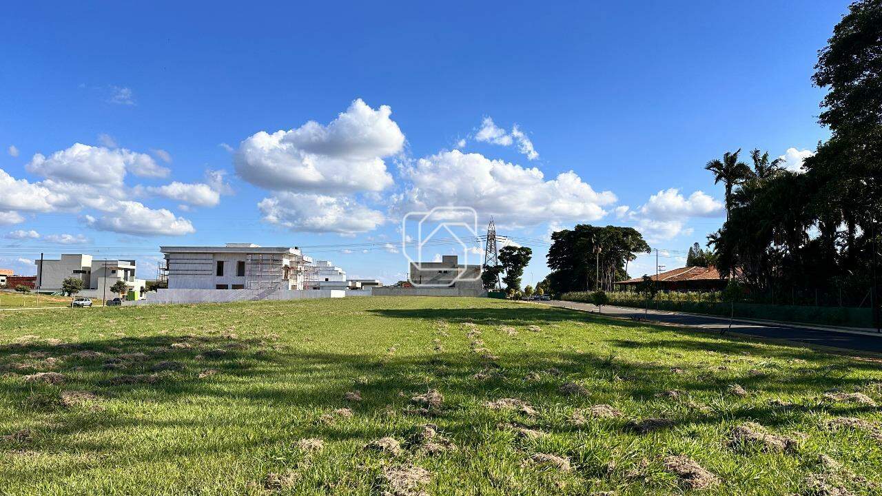 Terreno à venda em Indaiatuba - SP - Jardim Villa Sapezal: Visão geral do terreno