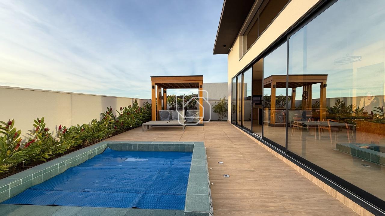 Casa de Condomínio à venda em Indaiatuba - SP - Parque Villa dos Pinheiros: Área da piscina