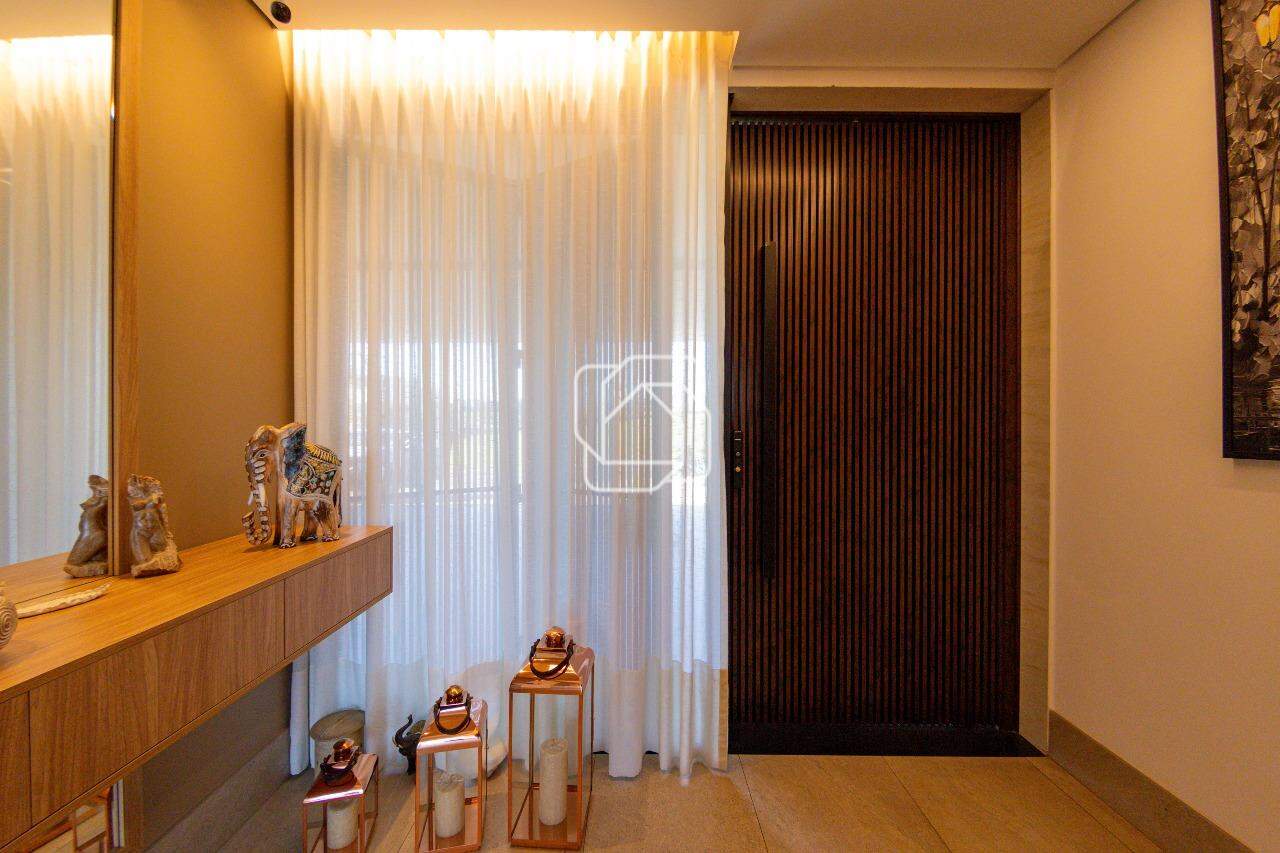 Casa de Condomínio à venda em Indaiatuba - SP - Parque Villa dos Pinheiros: Hall de entrada