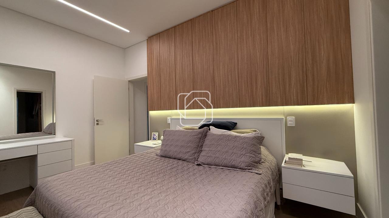 Casa de Condomínio à venda em Indaiatuba - SP - Parque Villa dos Pinheiros: Dormitório