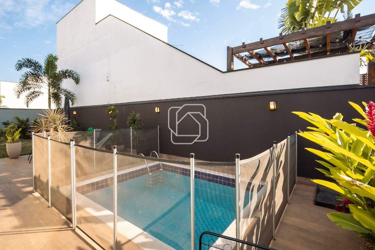 Casa de Condomínio à venda em Indaiatuba - SP - Jardim Residencial Dona Maria José: Área da piscina