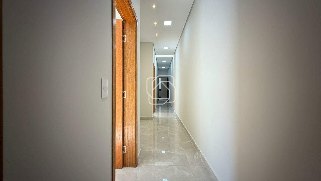 Casa de Condomínio à venda em Indaiatuba - SP - Residencial Evidências: Corredor