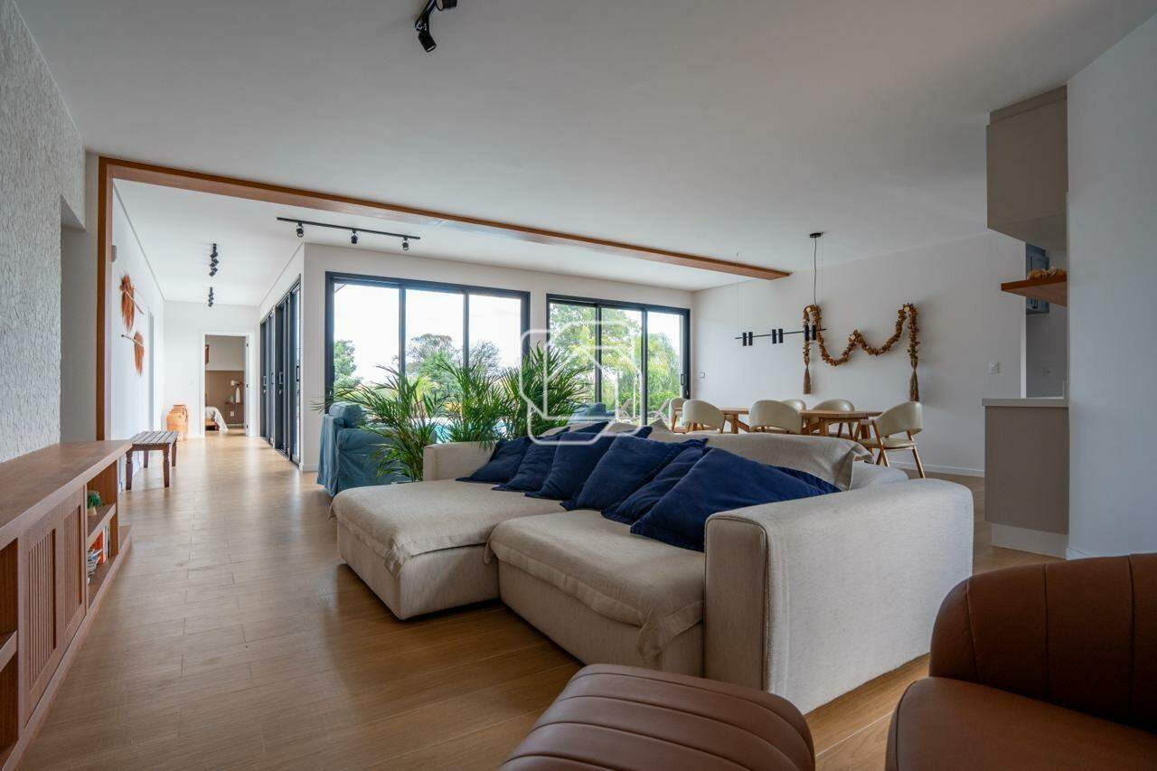 Casa de Condomínio à venda em Indaiatuba - SP - Colinas do Mosteiro de Itaici: Sala de estar