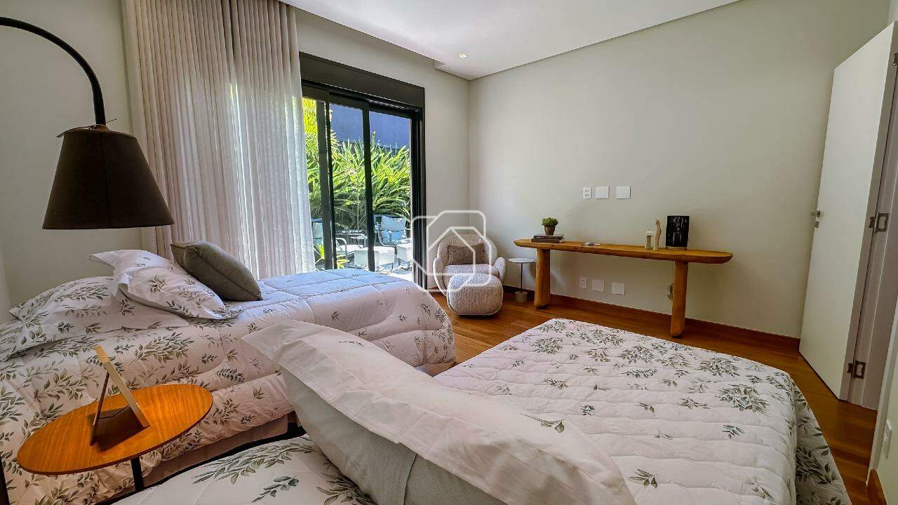 Casa de Condomínio à venda em Indaiatuba - SP - Parque Villa dos Pinheiros: Dormitório