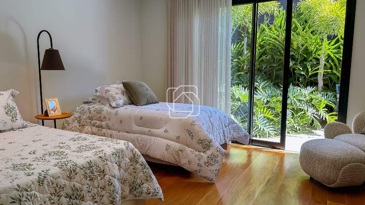 Casa de Condomínio à venda em Indaiatuba - SP - Parque Villa dos Pinheiros: Dormitório