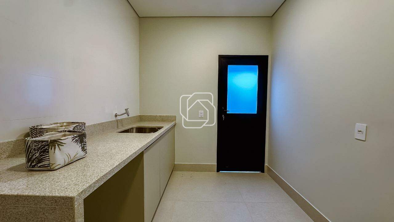 Casa de Condomínio à venda em Indaiatuba - SP - Parque Villa dos Pinheiros: Lavanderia