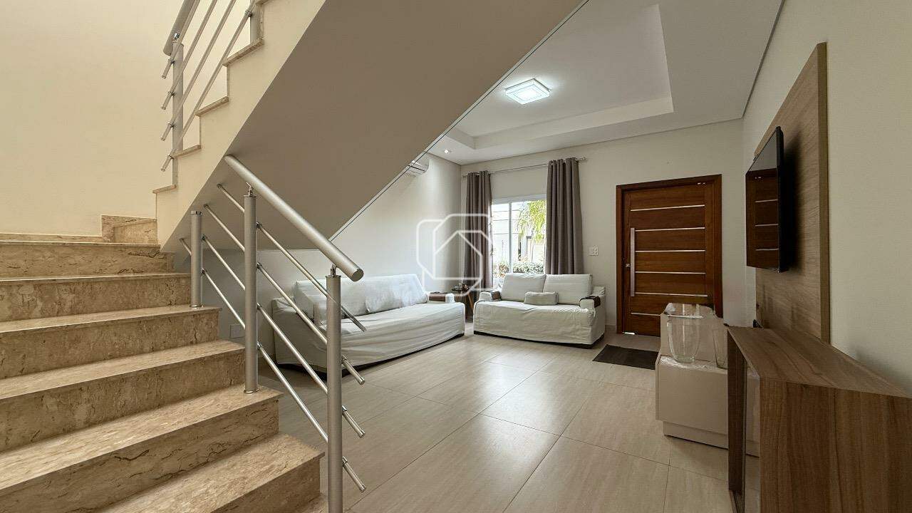 Casa de Condomínio à venda em Indaiatuba - SP - Jardim Residencial Dona Lucilla: Sala de estar