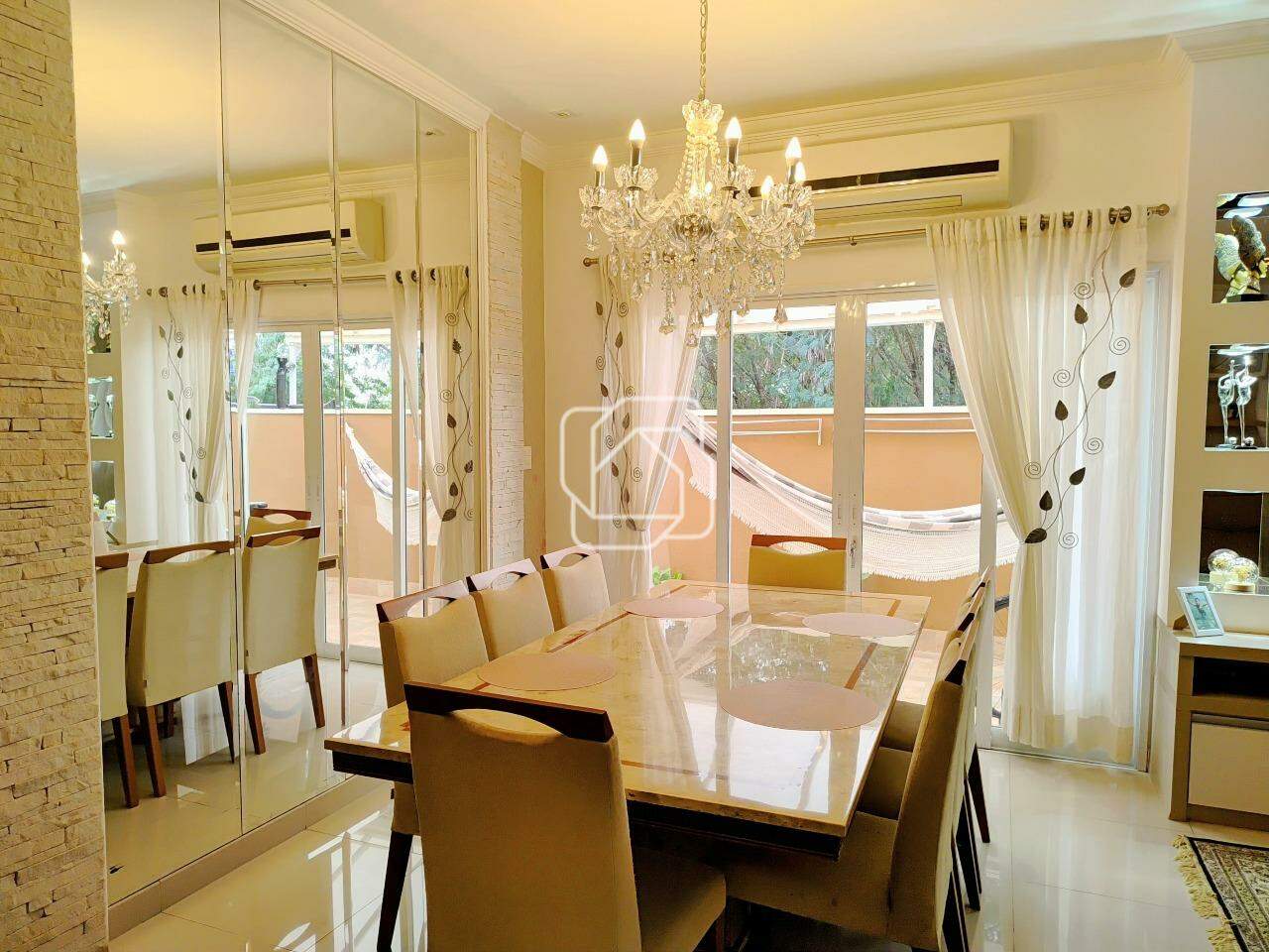 Casa de Condomínio à venda em Itu - SP - Aldeia de Espanha: Sala de jantar