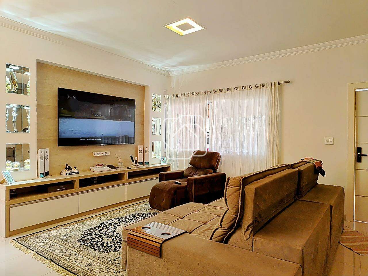 Casa de Condomínio à venda em Itu - SP - Aldeia de Espanha: Sala de estar