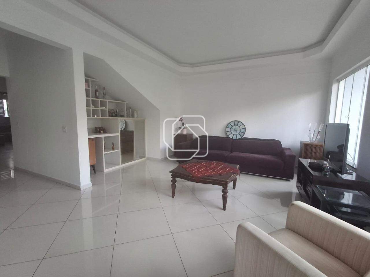 Casa de Condomínio para aluguel em Indaiatuba - SP - Jardim Esplendor: Sala de estar
