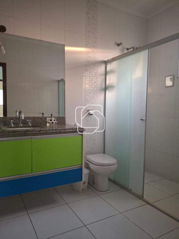 Casa de Condomínio para aluguel em Indaiatuba - SP - Jardim Esplendor: Banheiro