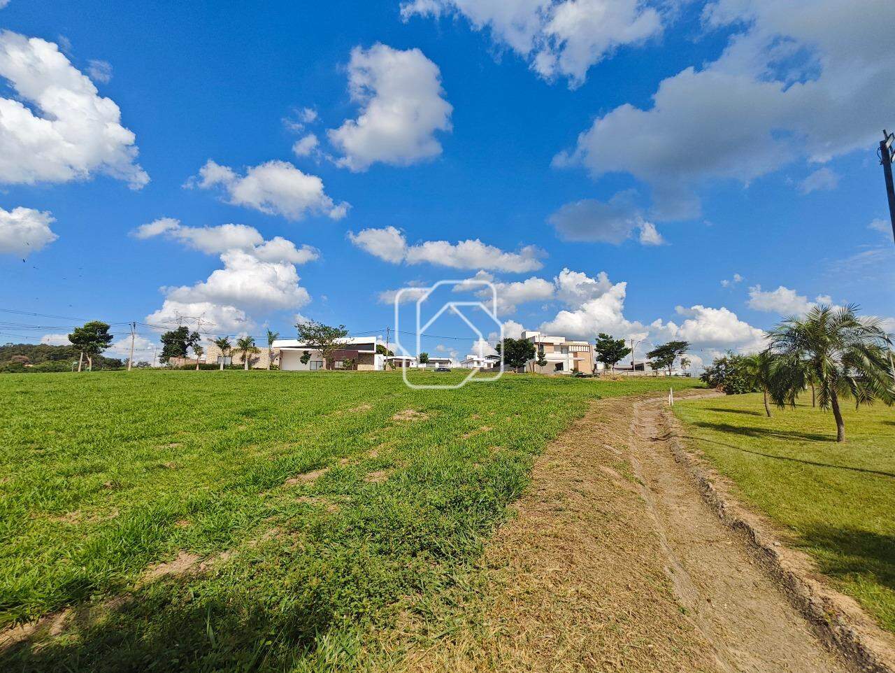 Terreno à venda em Indaiatuba - SP - Jardins do Golfe Residencial Indaiatuba: Visão geral do terreno