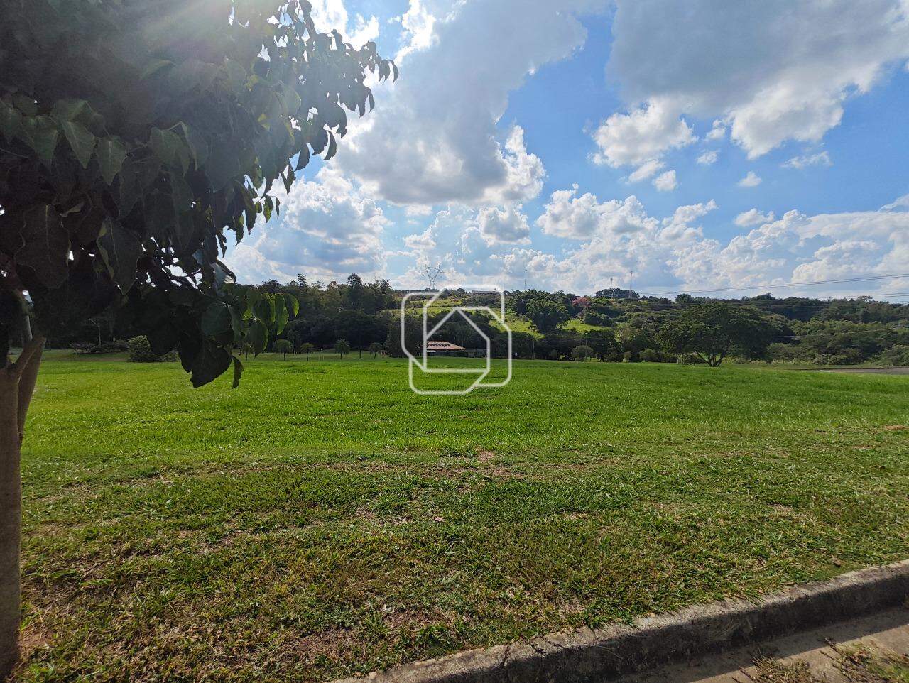 Terreno à venda em Indaiatuba - SP - Jardins do Golfe Residencial Indaiatuba: Visão geral do terreno
