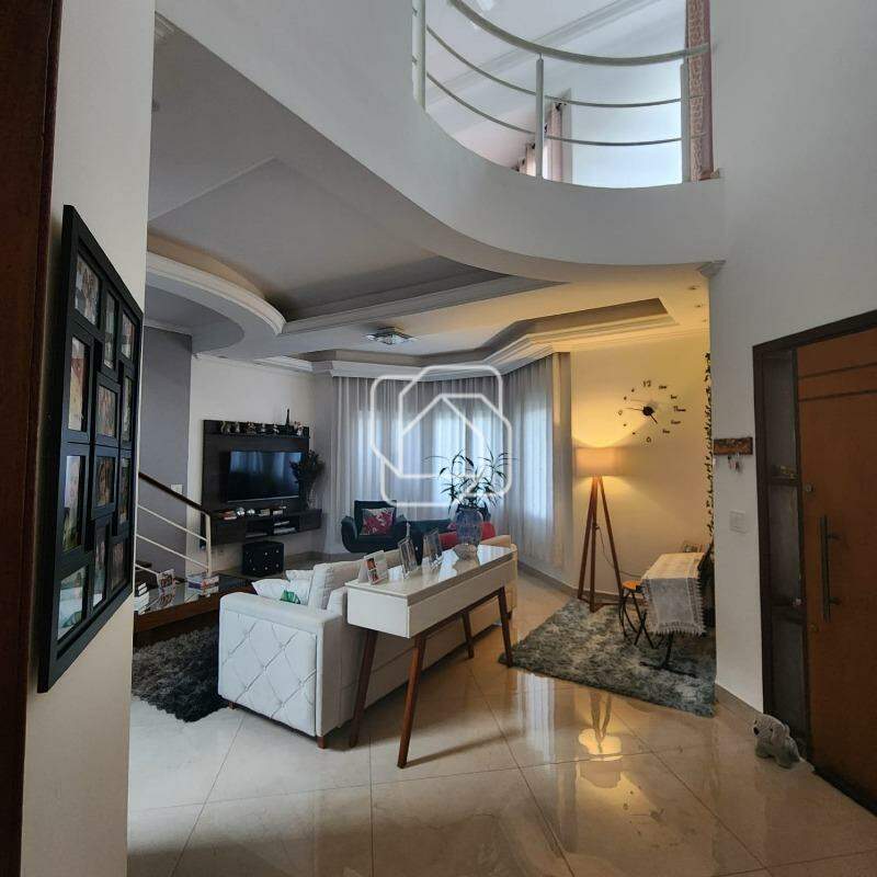 Casa de Condomínio para aluguel em Indaiatuba - SP - Jardim Portal de Itaici: Sala de estar