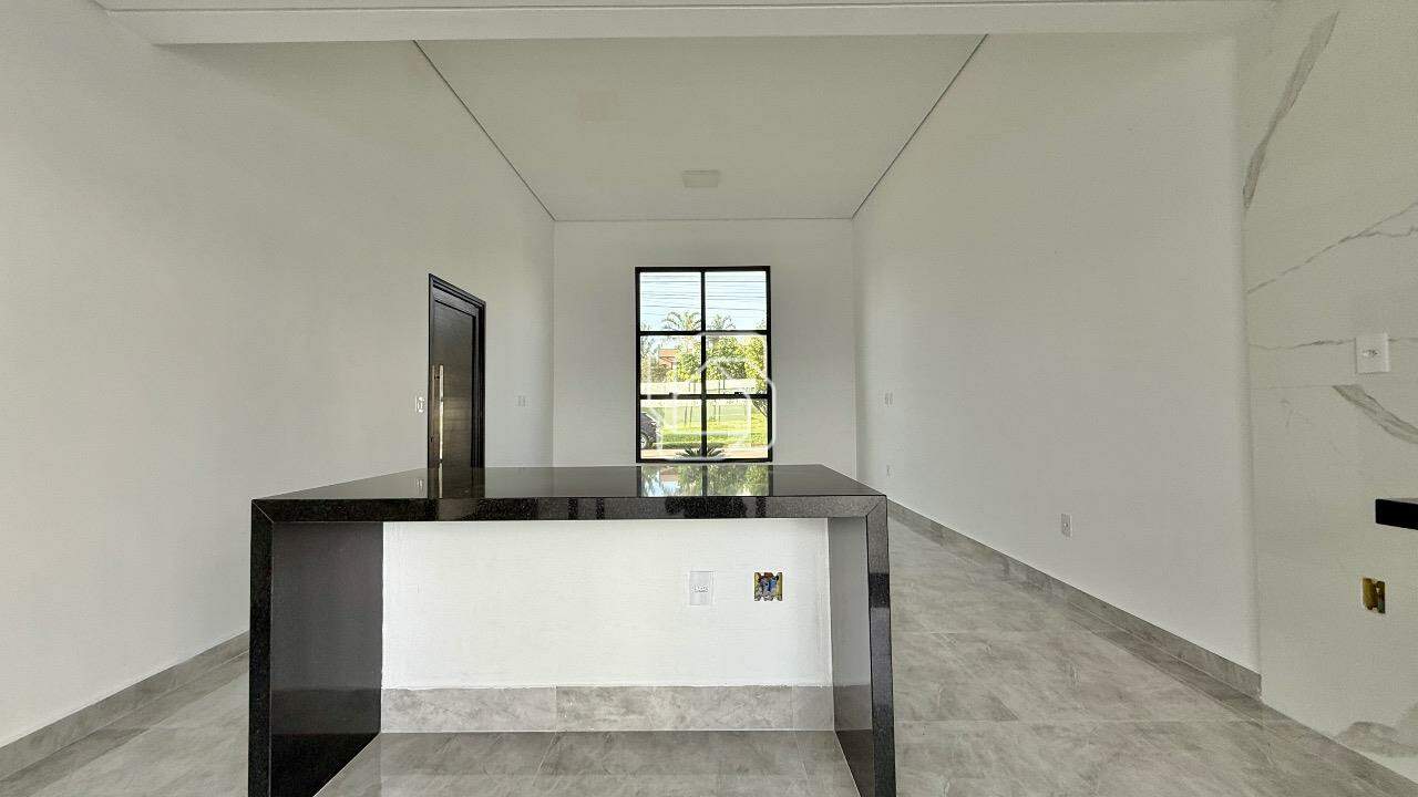 Casa de Condomínio à venda em Indaiatuba - SP - Jardim Residencial Alto de Itaici: Cozinha integrada