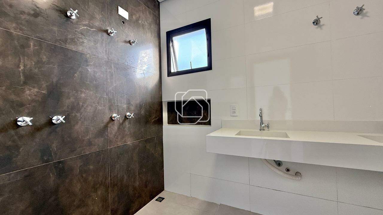 Casa de Condomínio à venda em Indaiatuba - SP - Jardim Residencial Alto de Itaici: Banheiro