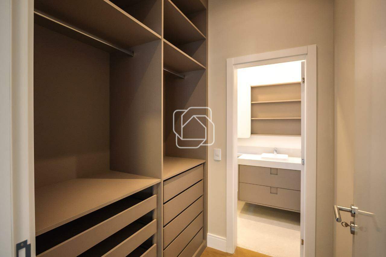 Casa de Condomínio à venda em Indaiatuba - SP - Jardim Residencial Maria Dulce: Closet