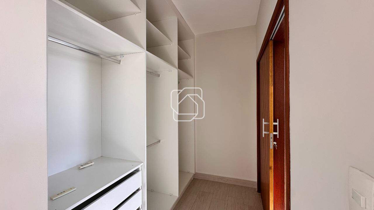 Casa de Condomínio à venda em Indaiatuba - SP - Vila Residencial Avaí: Closet