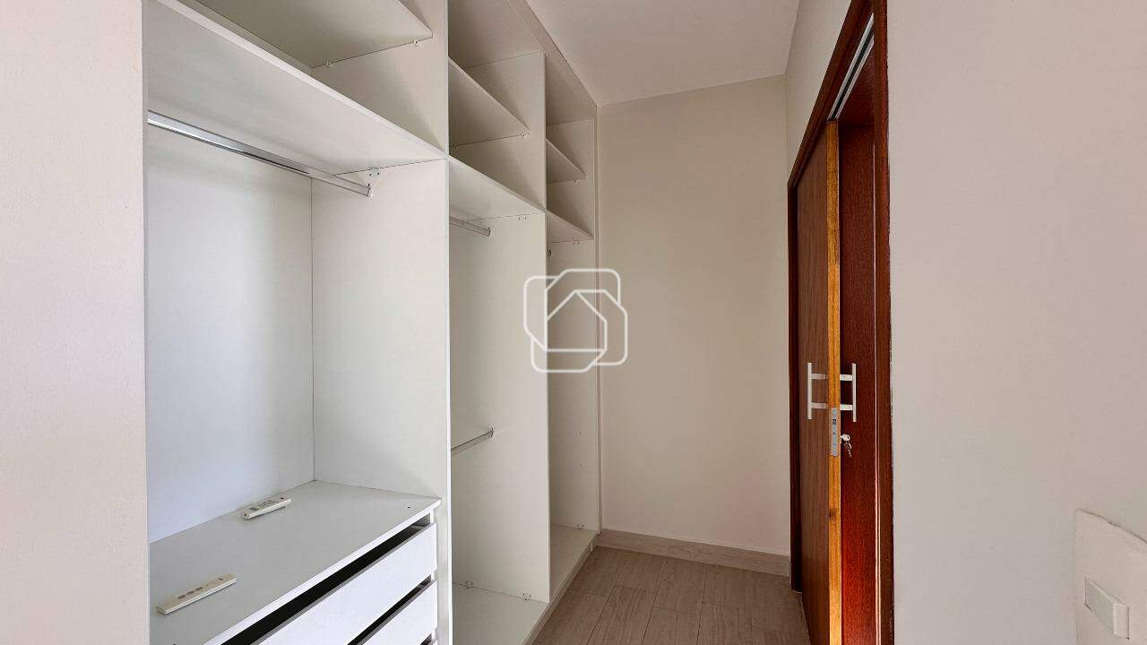 Casa de Condomínio à venda em Indaiatuba - SP - Vila Residencial Avaí: Closet
