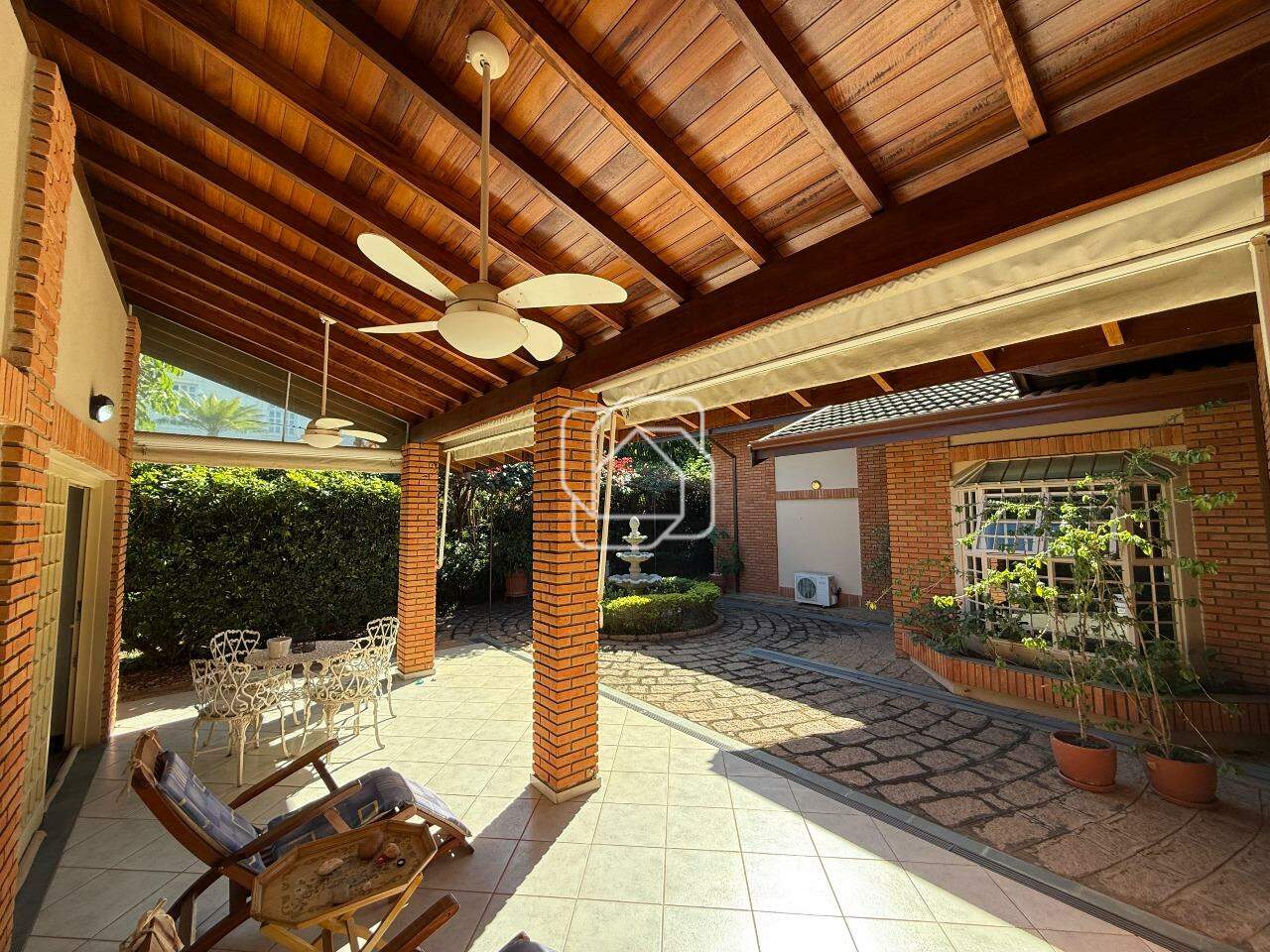 Casa de Condomínio à venda em Itu - SP - Fazenda Vila Real de Itu: Varanda