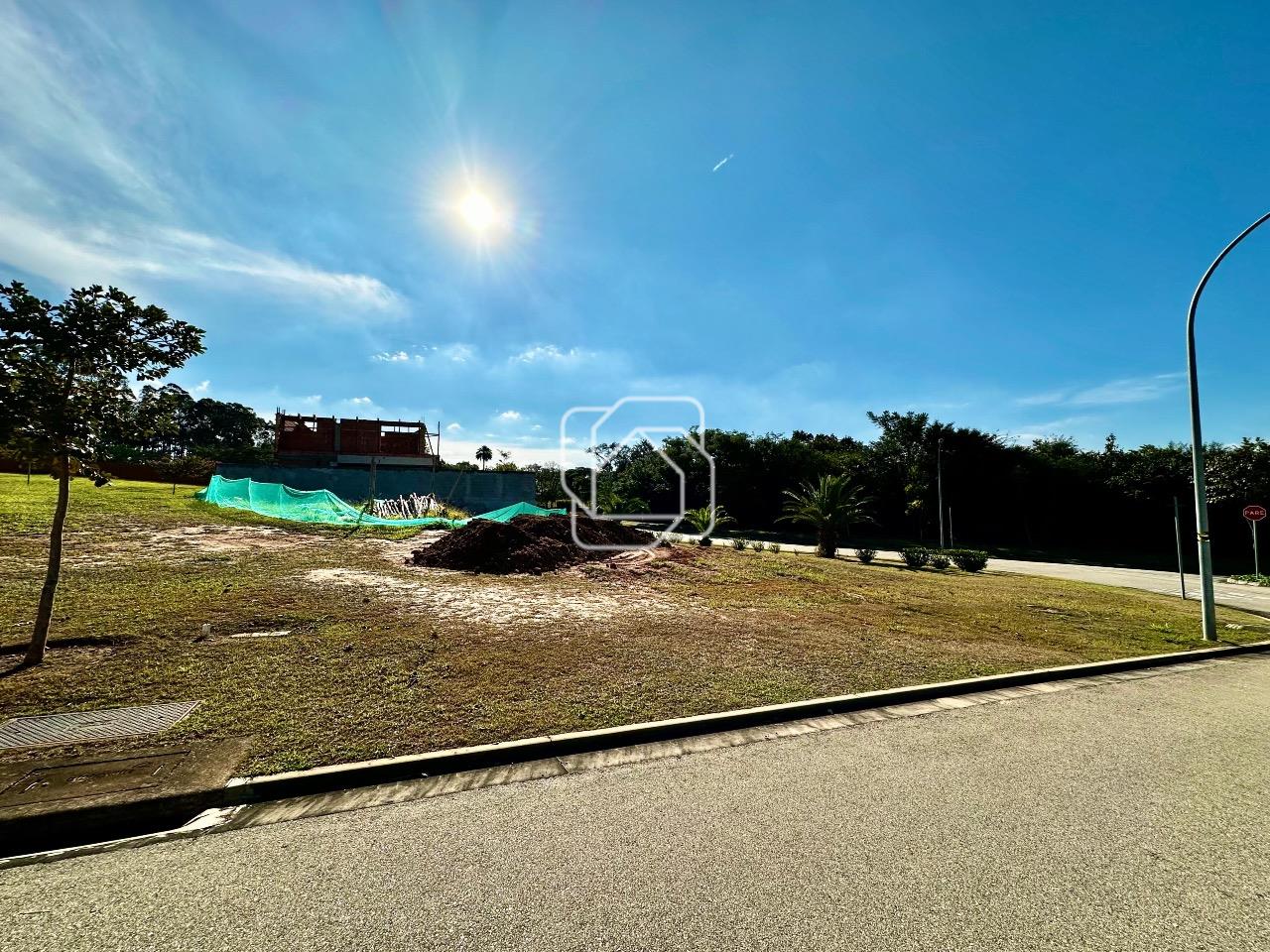 Terreno à venda em Itu - SP - Alphaville Castelo Itu: 