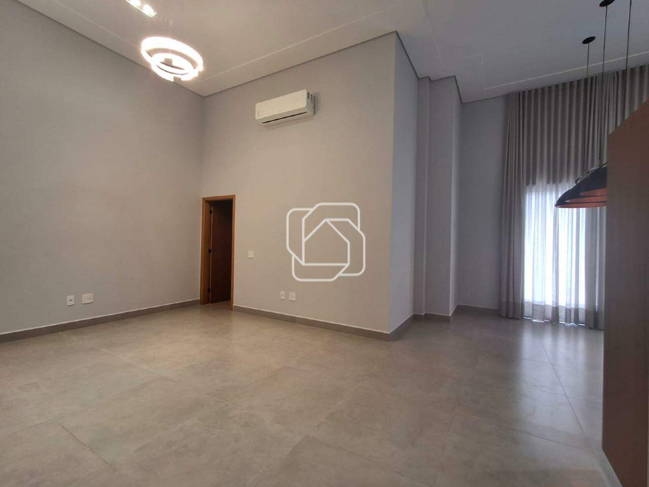 Casa de Condomínio para aluguel em Indaiatuba - SP - Residencial Milano: 