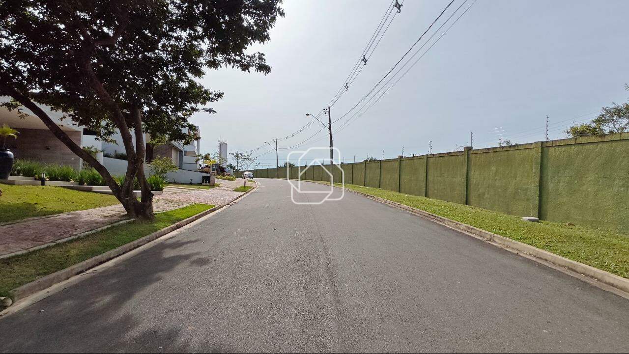 Terreno à venda em Indaiatuba - SP - Jardins do Golfe Residencial Indaiatuba: Rua do terreno