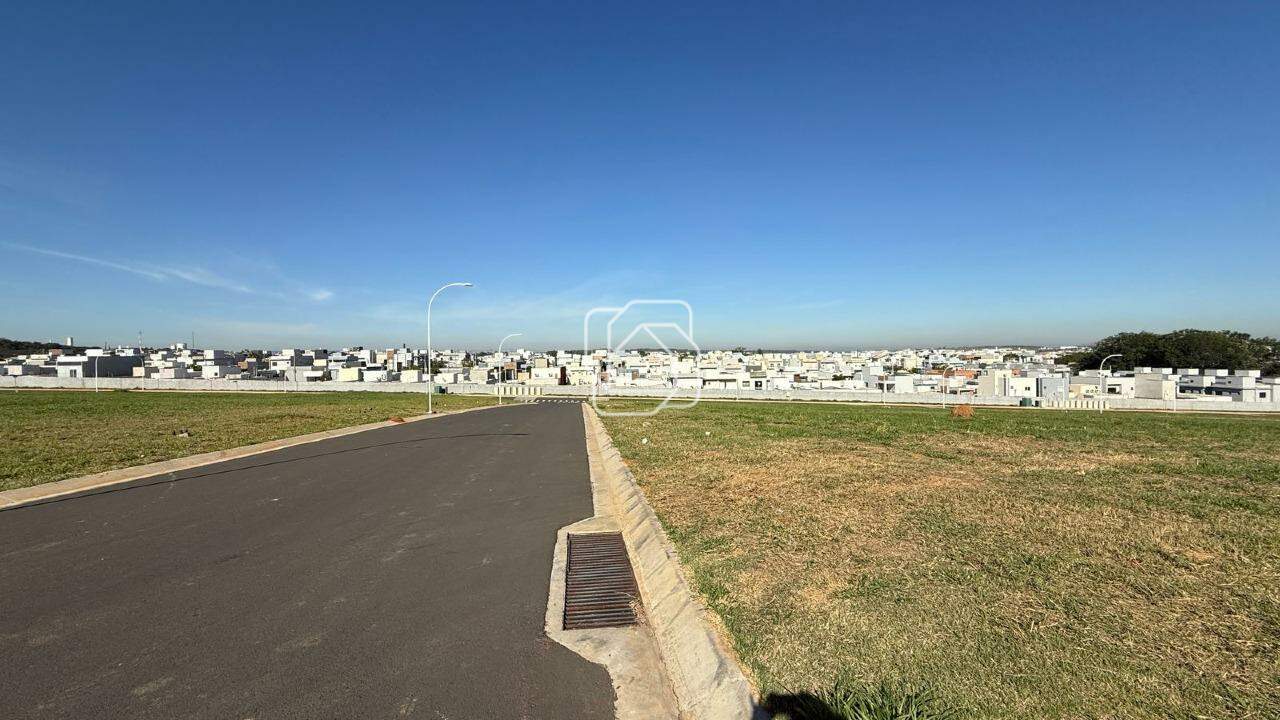Terreno à venda em Indaiatuba - SP - Jardim Residencial Dona Maria Cândida: Visão geral do terreno