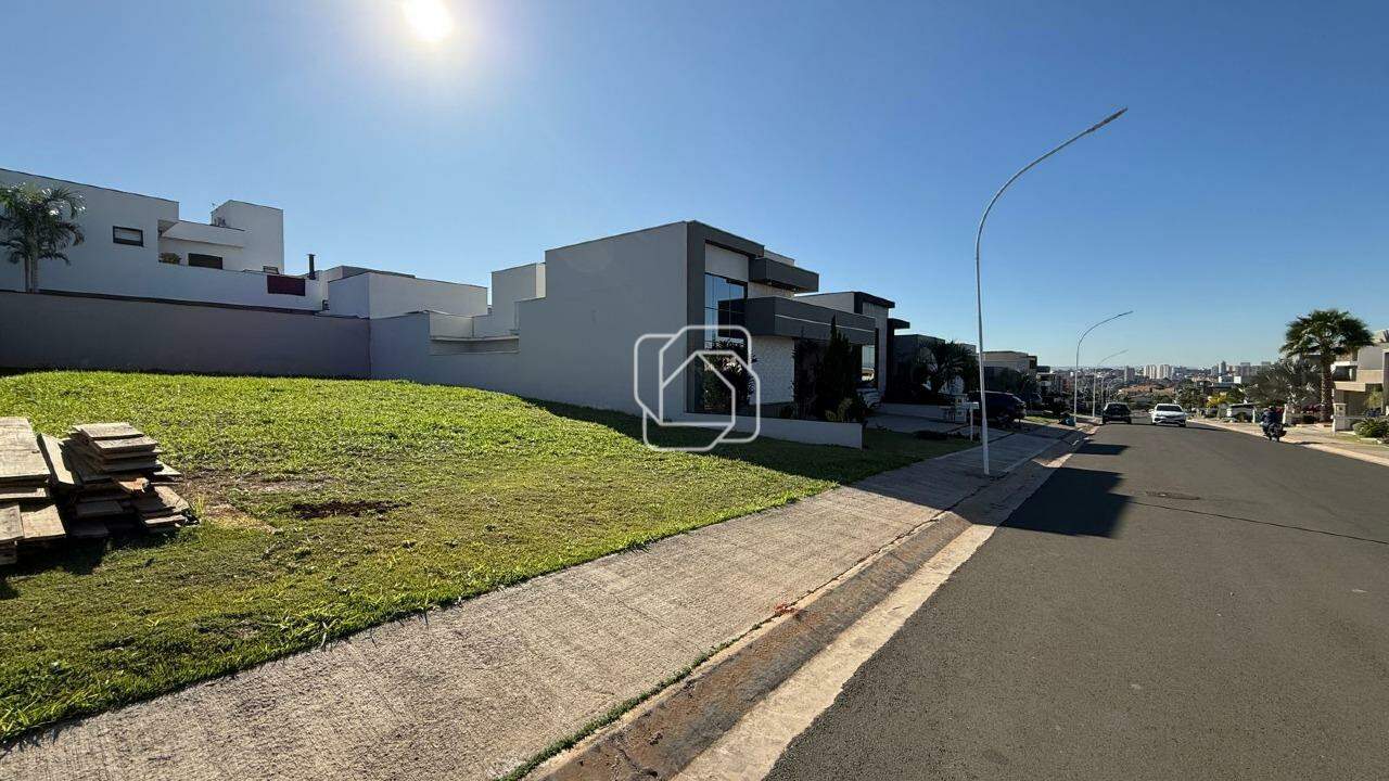 Terreno à venda em Indaiatuba - SP - Jardim Residencial Dona Maria José: Visão geral do terreno