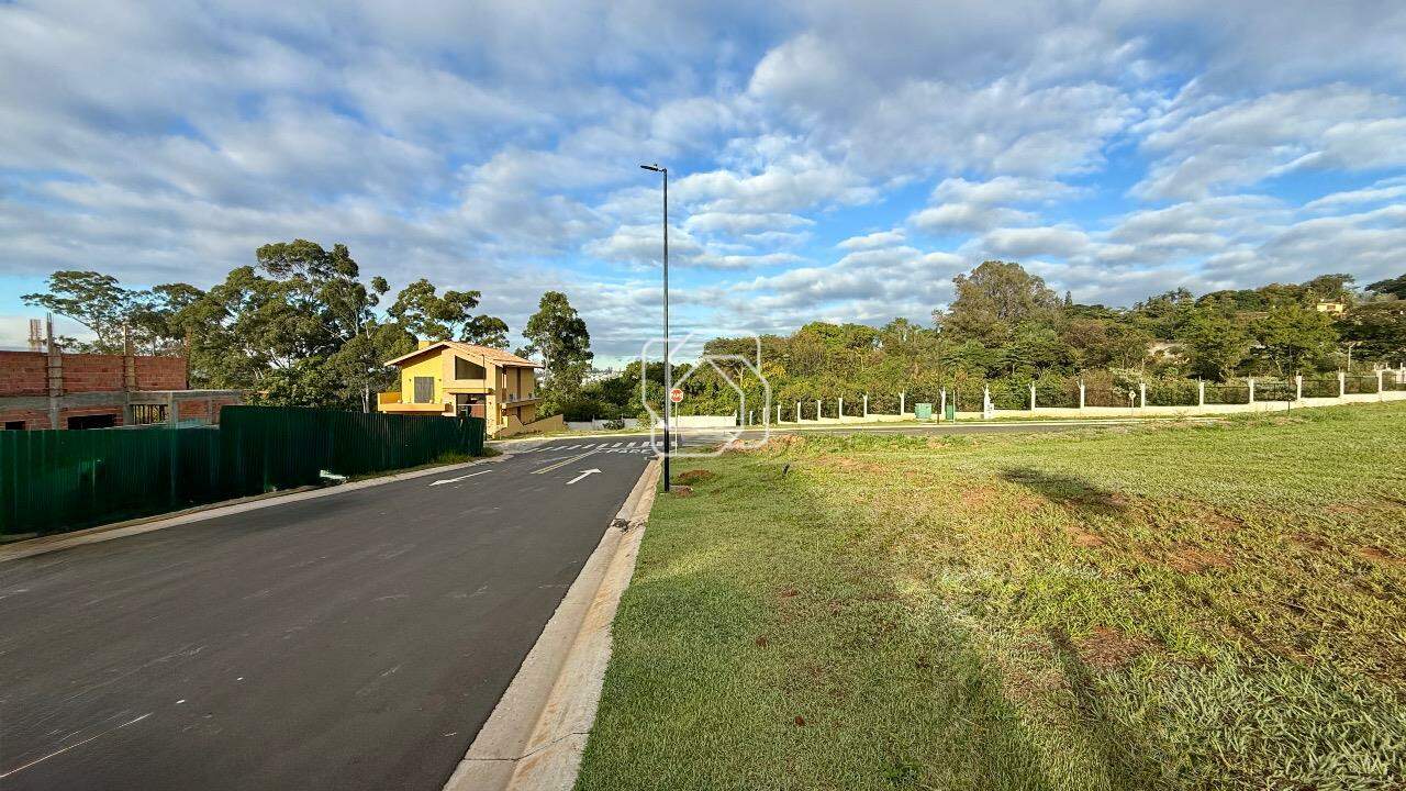 Terreno à venda em Indaiatuba - SP - Jardim Villa Sapezal: Visão geral do terreno
