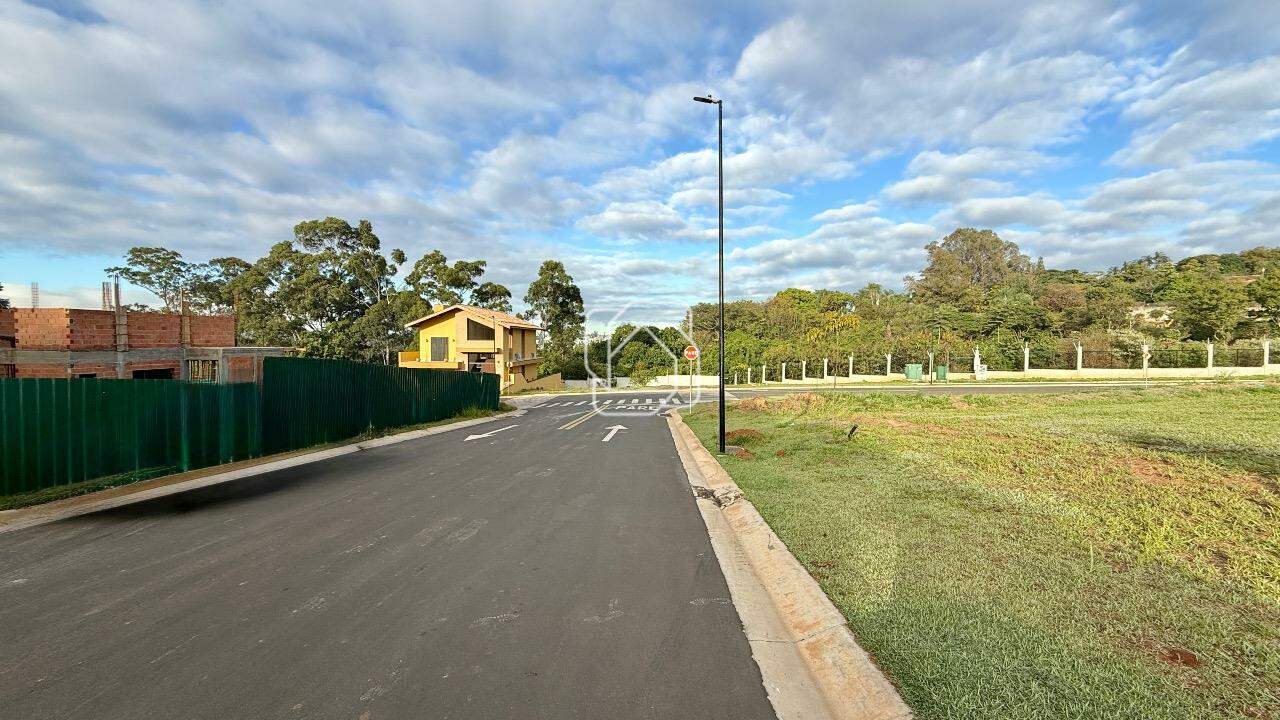 Terreno à venda em Indaiatuba - SP - Jardim Villa Sapezal: Visão geral do terreno