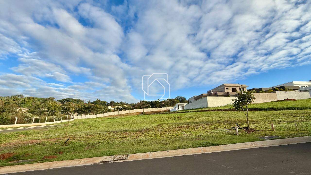 Terreno à venda em Indaiatuba - SP - Jardim Villa Sapezal: Visão geral do terreno