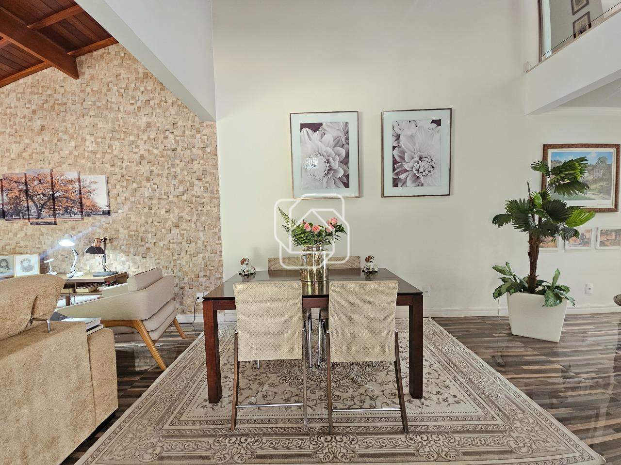 Casa de Condomínio à venda em Indaiatuba - SP - Colinas do Mosteiro de Itaici: Sala de jantar