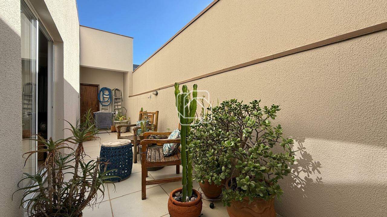 Casa de Condomínio à venda em Indaiatuba - SP - Jardim Portal dos Ipês: Área externa