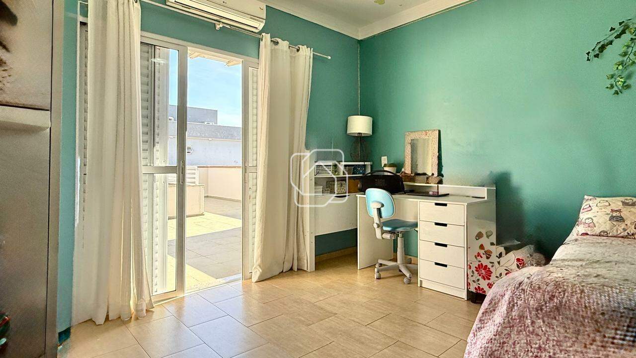 Casa de Condomínio à venda em Indaiatuba - SP - Jardim Portal dos Ipês: Dormitório