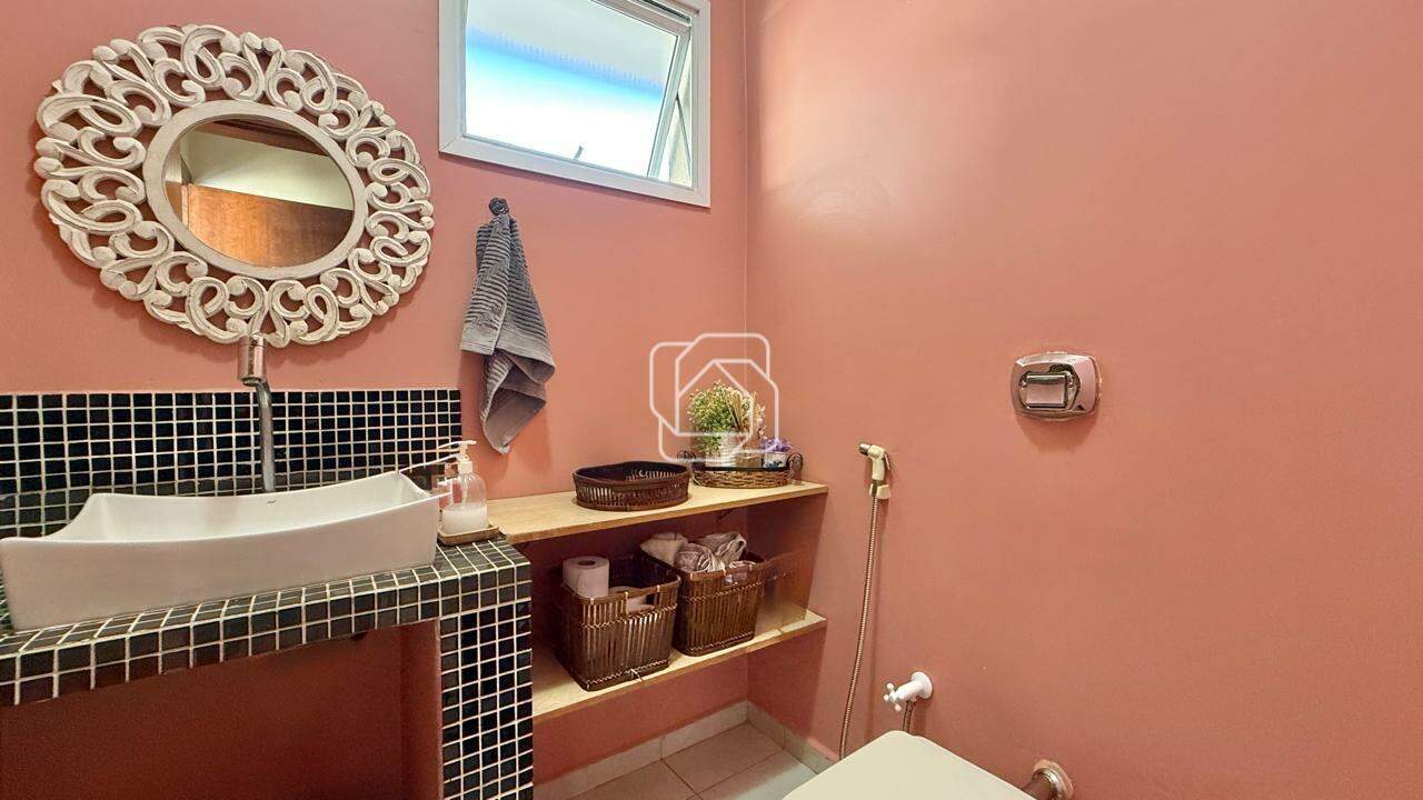 Casa de Condomínio à venda em Indaiatuba - SP - Jardim Portal dos Ipês: Lavabo