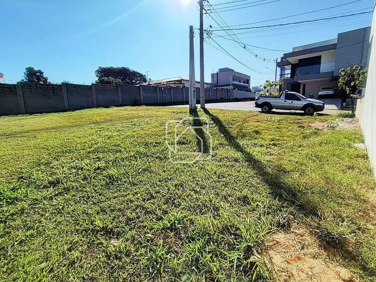 Terreno à venda em Itu - SP - Condomínio Residencial Mont Blanc: 