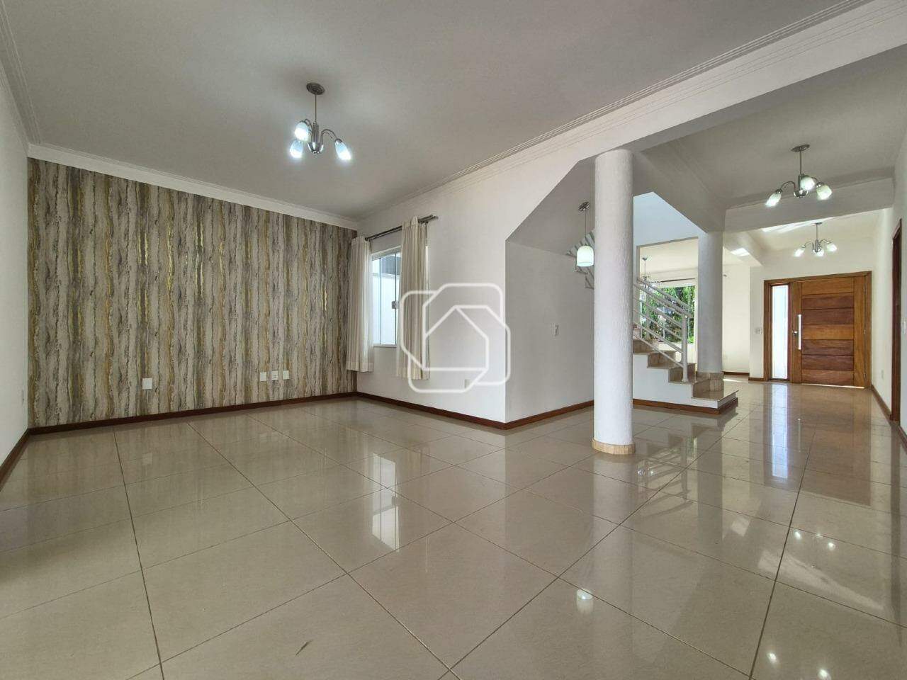 Casa de Condomínio à venda em Indaiatuba - SP - Jardim Residencial Villa Suíça: Sala de jantar