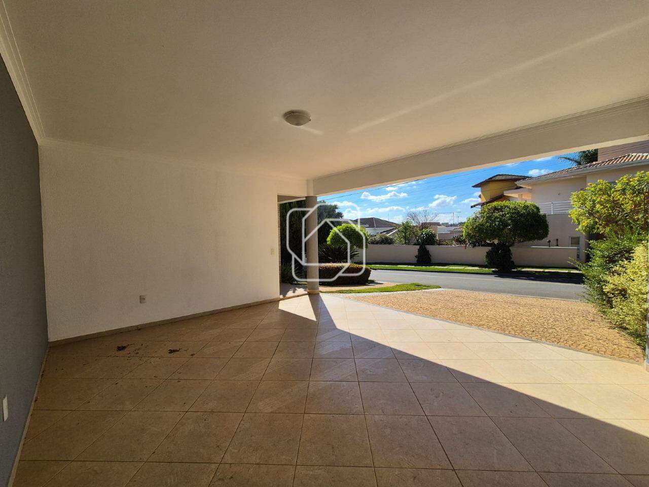 Casa de Condomínio à venda em Indaiatuba - SP - Jardim Residencial Villa Suíça: Garagem