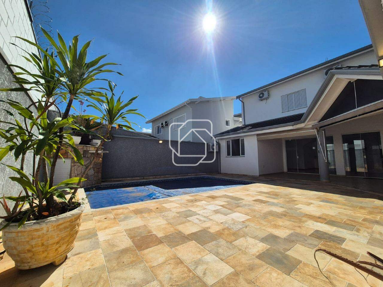 Casa de Condomínio à venda em Indaiatuba - SP - Jardim Residencial Villa Suíça: Área externa