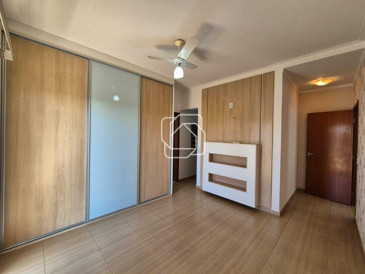 Casa de Condomínio à venda em Indaiatuba - SP - Jardim Residencial Villa Suíça: Dormitório