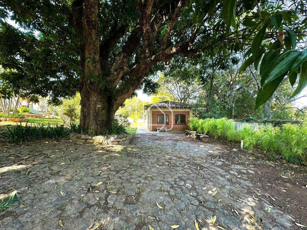 Terreno à venda em Itu - SP - Condomínio Mangueiras de Itu: 