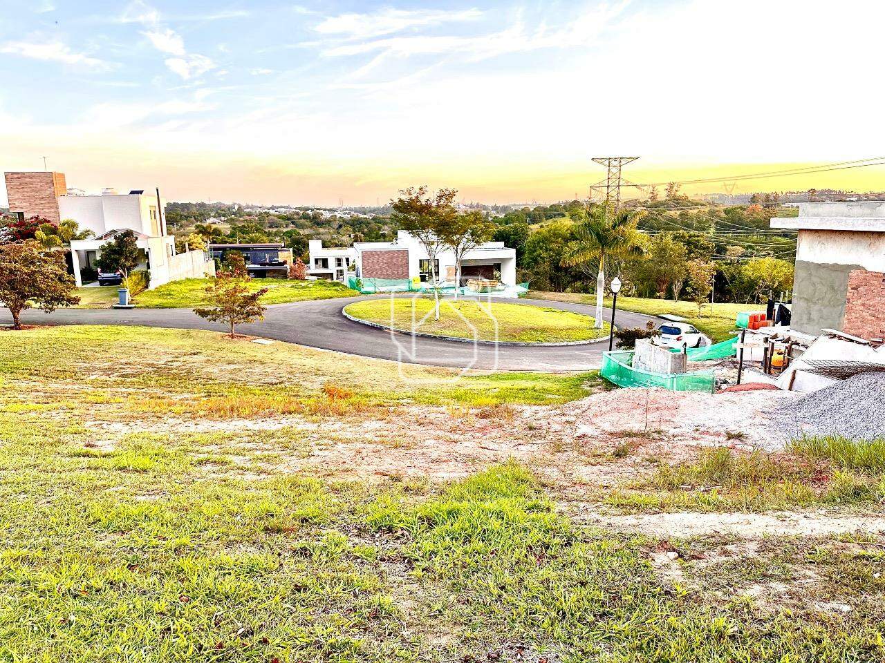 Terreno à venda em Itu - SP - Condomínio Villas do Golfe: 